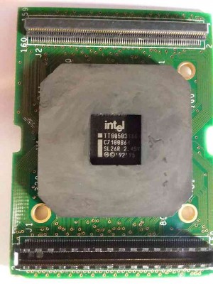 intel cpu sl26r top.jpg