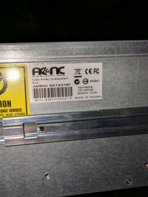 JetStor_Sata516f.jpg