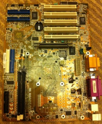 Motherboard 1_opt.jpg